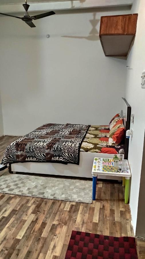 Ira Homestay Mathura - Divine Spiritual Stay Dış mekan fotoğraf