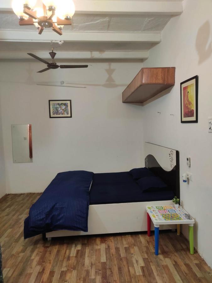 Ira Homestay Mathura - Divine Spiritual Stay Dış mekan fotoğraf